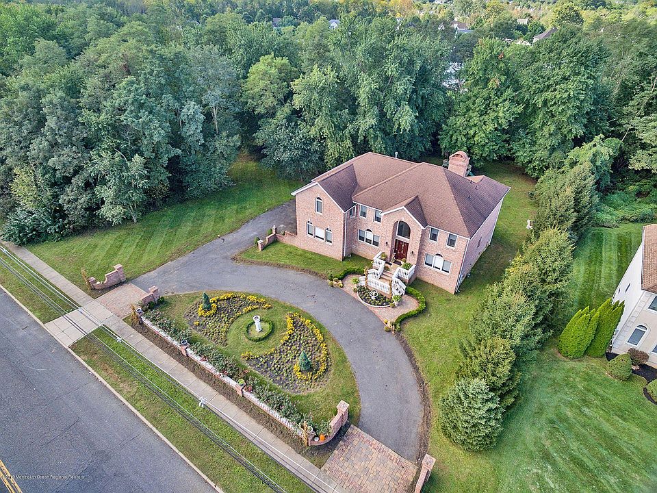 425 Iron Bridge Rd, Freehold, NJ 07728 Zillow