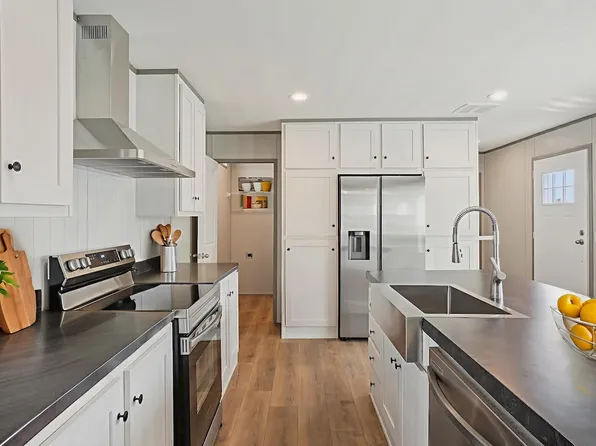 1800 Oak Grove Rd E #259, Burleson, TX 76028