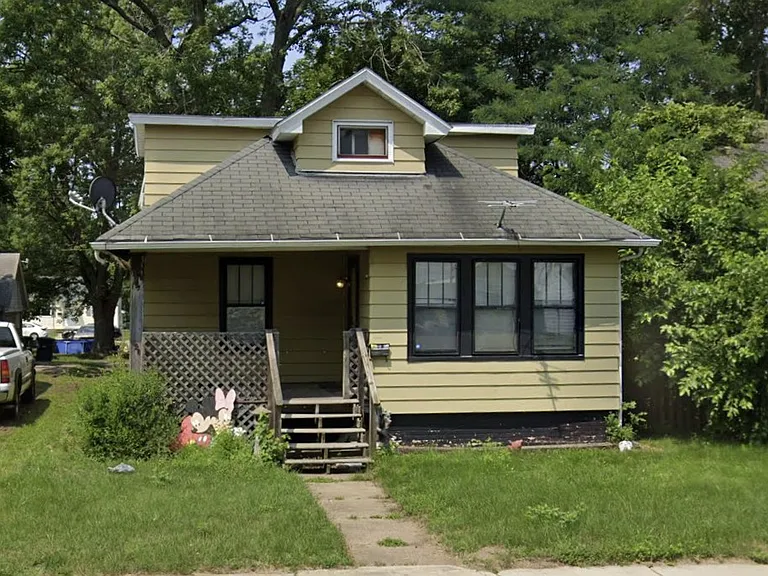 426 N Carroll Ave — Photo 1