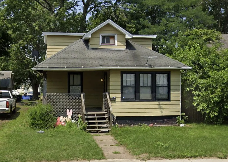 426 N Carroll Ave