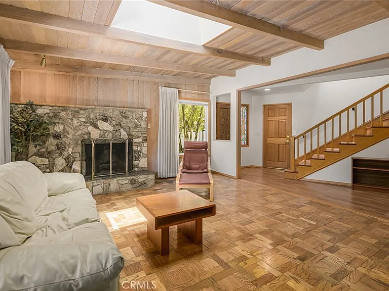 5065 Casa Dr — Photo 7