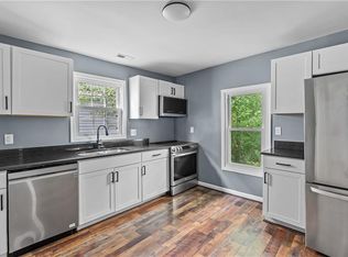 206 Oak St, Suffolk, VA 23434