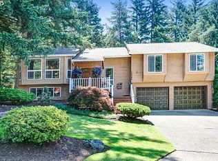 10346 SE 100th Dr, Happy Valley, OR 97086