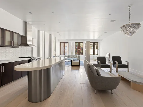 8 East 68th Street 4 image 2 of 10