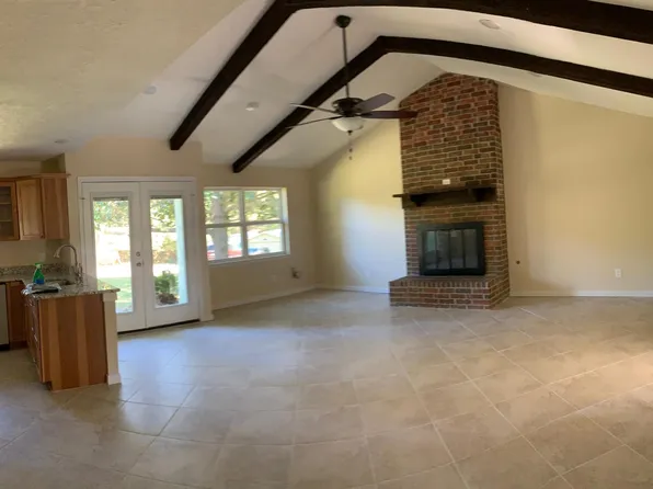 50 Mirror Lake Ln, Coldspring, TX 77331