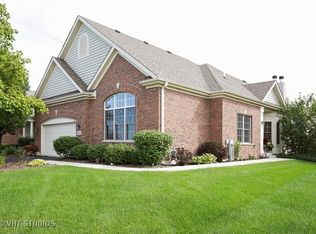 4320 Coyote Lakes Cir, Lake In The Hills, IL 60156