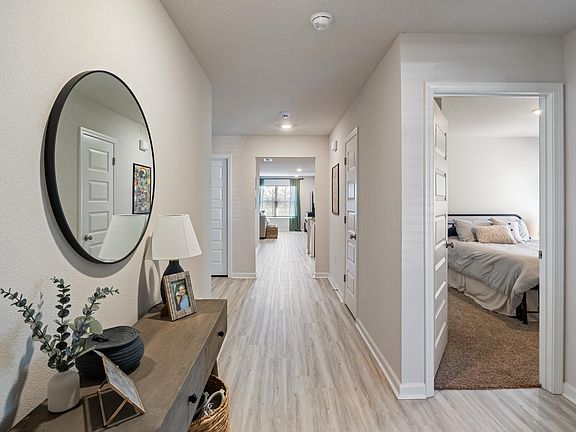 4th image of 848 Otto Loop