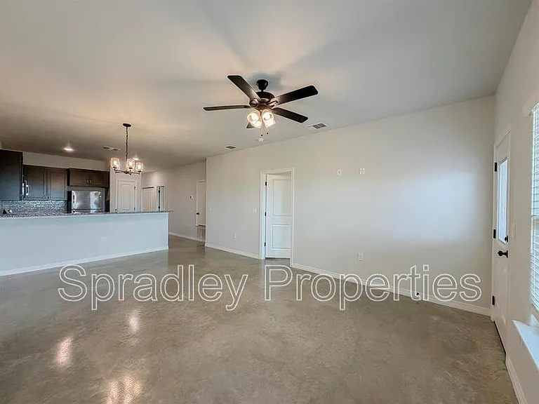 303A Juniper Dr — Photo 10