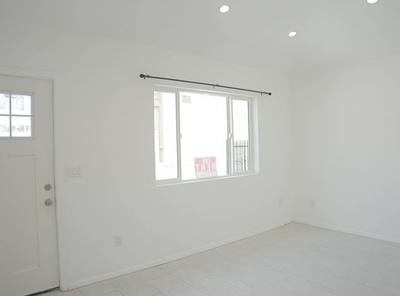 4th image of 1509A Ruberta Ave