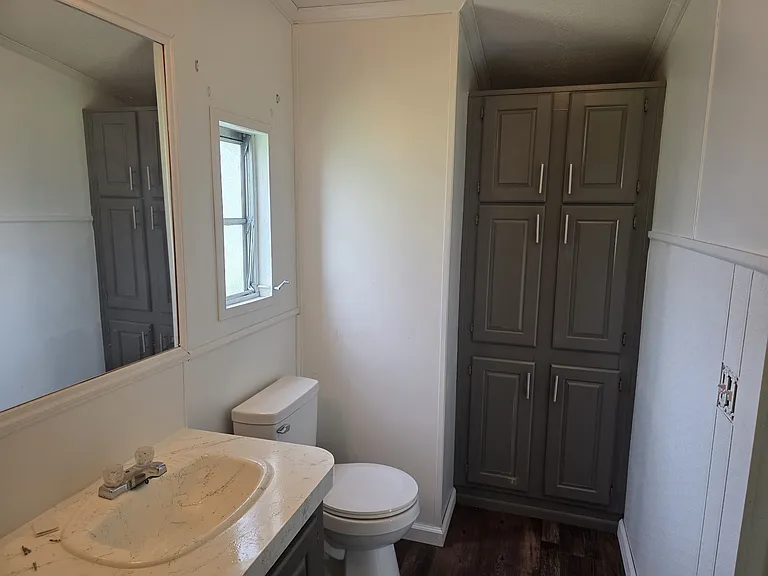 2120 South Fwy #105 — Photo 13