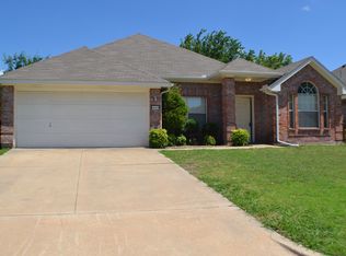 1829 Pebblebrook Ln, Sherman, TX 75092