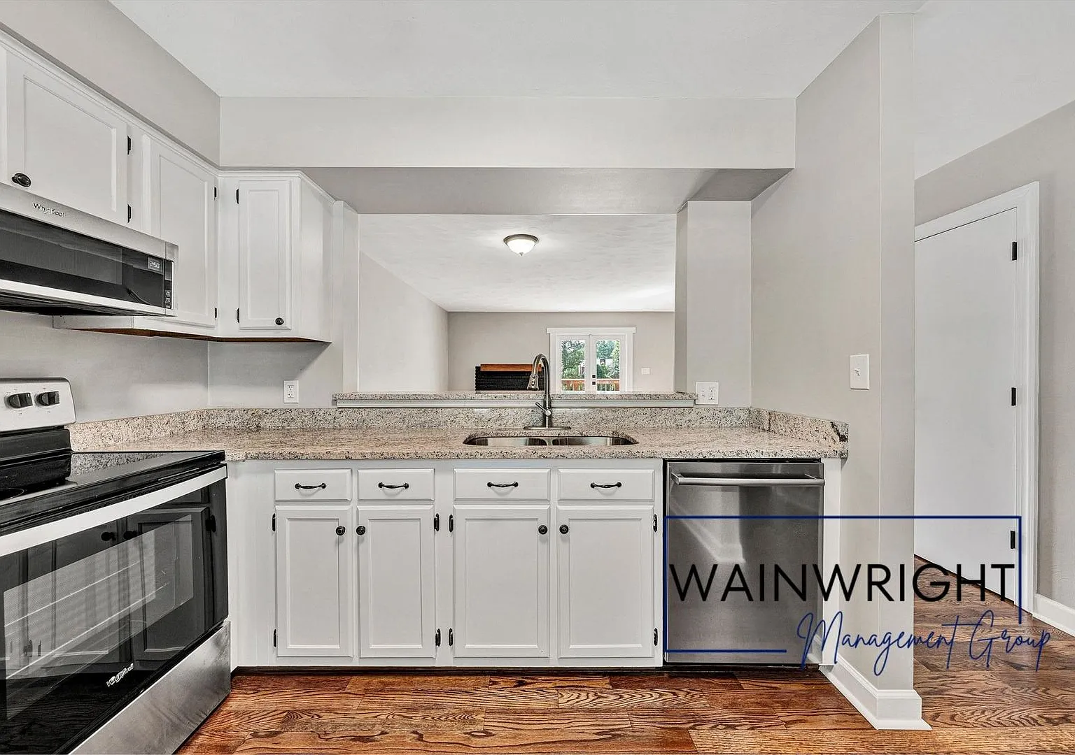 North County Townhome — Photo 3