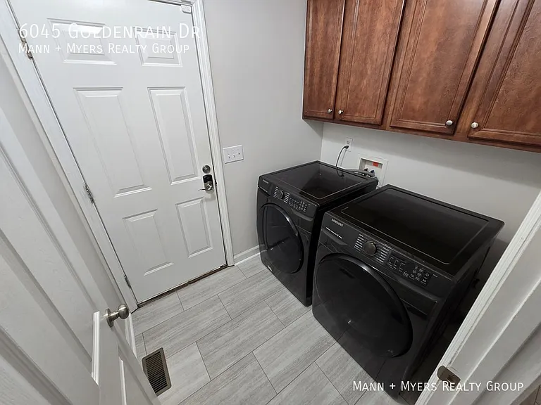 6045 Goldenrain Dr — Photo 10