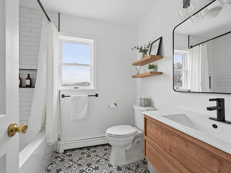 97 Grant Dr — Photo 13