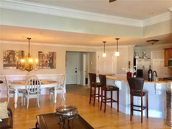 1205 Torrence Cir — Photo 9
