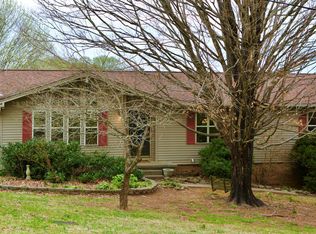 504 Carlyle Rd, Knoxville, TN 37934