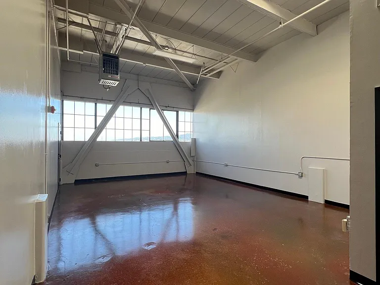 Sunshine Studios — Photo 14