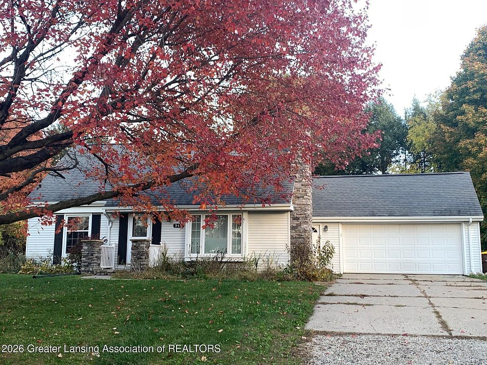 1st image of 945 Southfield Dr