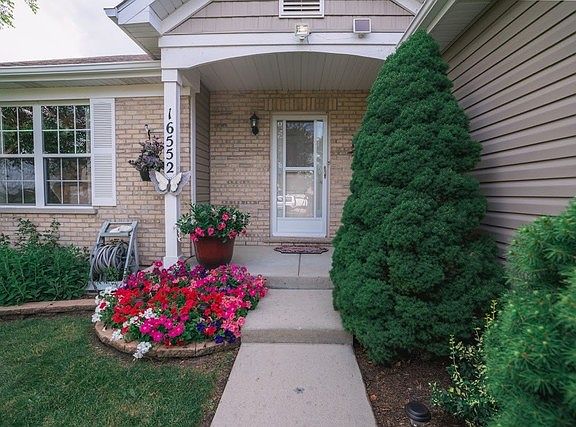 2nd image of 16552 Siegel Dr