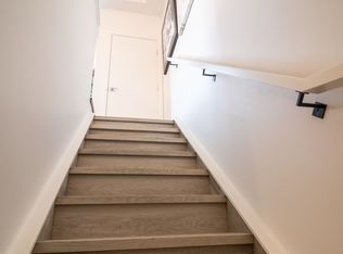 6527 36th Ave NW #926314, Calgary, AB T3B6M8