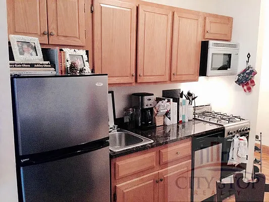 Rented by City Stop Realty | media 16