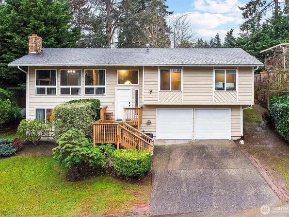 2811 SW 337th St, Federal Way, WA 98023