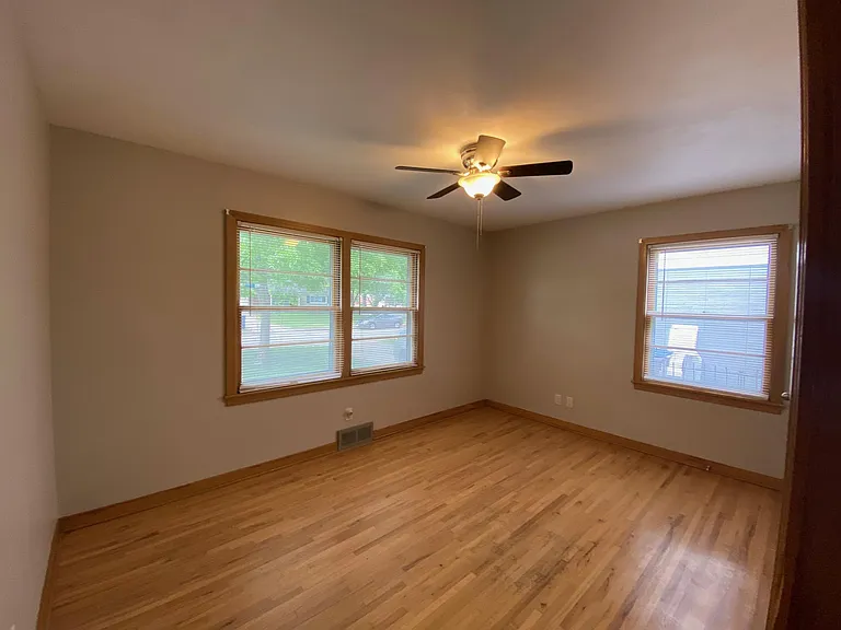 6127 E Rockwood Rd — Photo 10