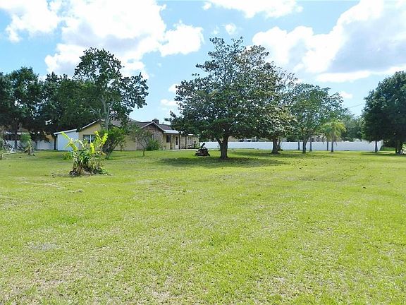 2nd image of 10709 Estates Del Sol Dr