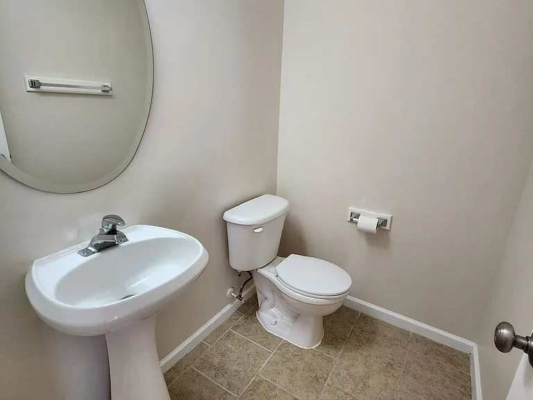 2826 Bombay Dr — Photo 20