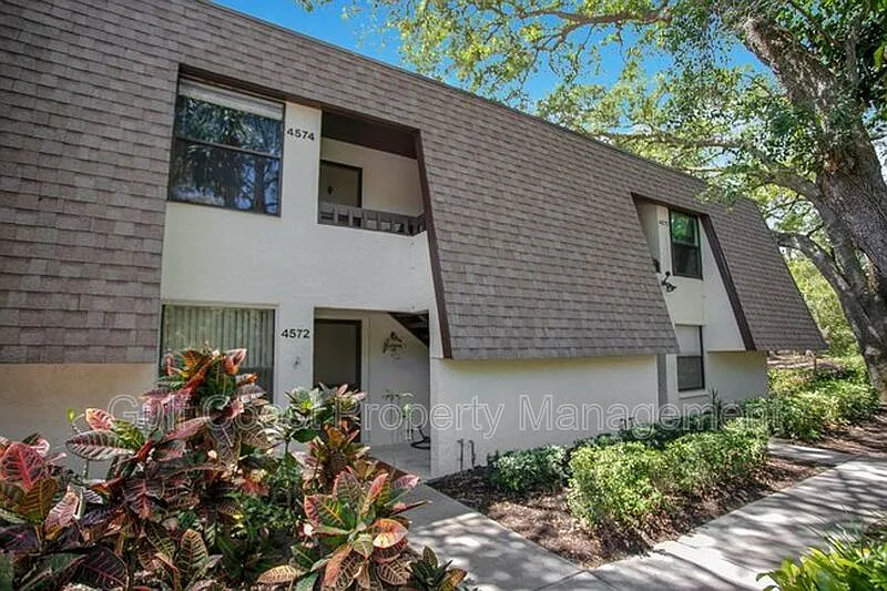 4574 Ringwood Mdw