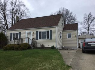 325 Patt Dr, Farrell, PA 16121