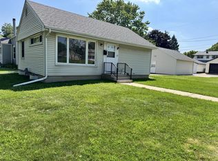 505 W Waterford Ave, Milwaukee, WI 53207