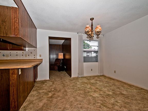 4th image of 1748 Sharondale Dr