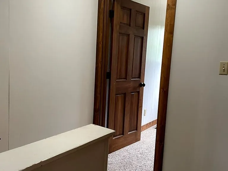 221 Maple St — Photo 13