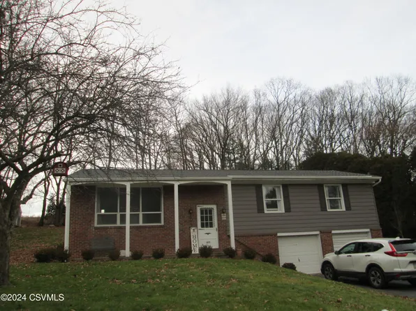 277 W County Rd, Sugarloaf, PA 18249