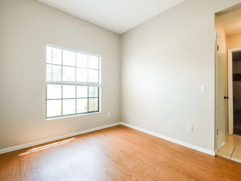 1002 Gotwalt Dr — Photo 6