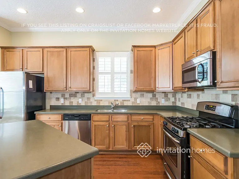 529 Westside Row — Photo 6