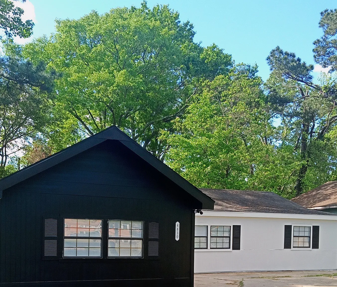 3 bed, 1600 sqft, $1,500 — Photo 1