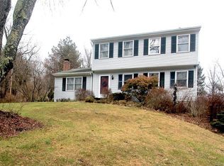 8 Grove Rd, Gaylordsville, CT 06755