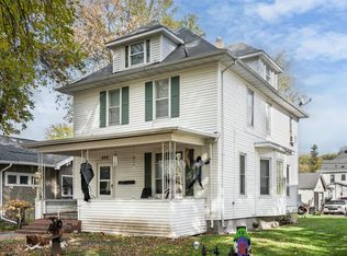 429 Chestnut St, Grand Forks, ND 58201