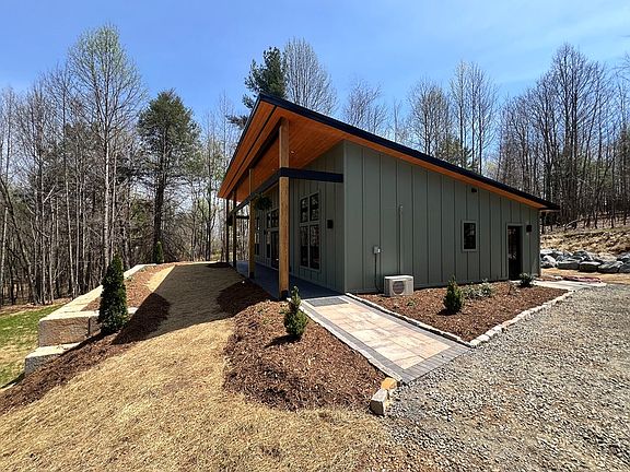 2nd image of 3270 Fries Rd