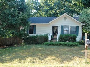 1042 Hollis Ln, White House, TN 37188