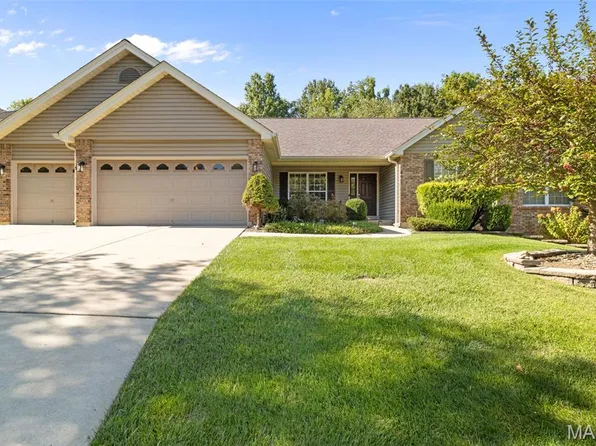 7 Briarwick Trl, Saint Peters, MO 63376