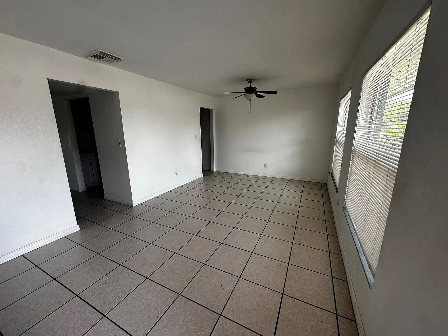 1151 S Loop Blvd. - 1151 — Photo 2