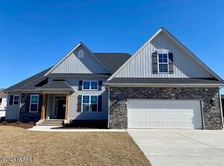 612 Southbridge Ct, Greenville, NC 28590