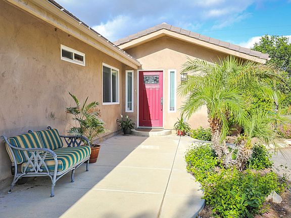 4th image of 4225 Linda Vista Dr