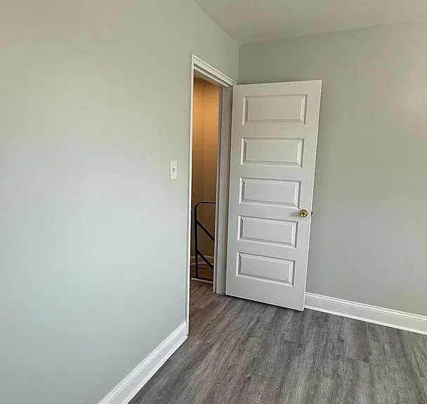 3830 26th Ave — Photo 3
