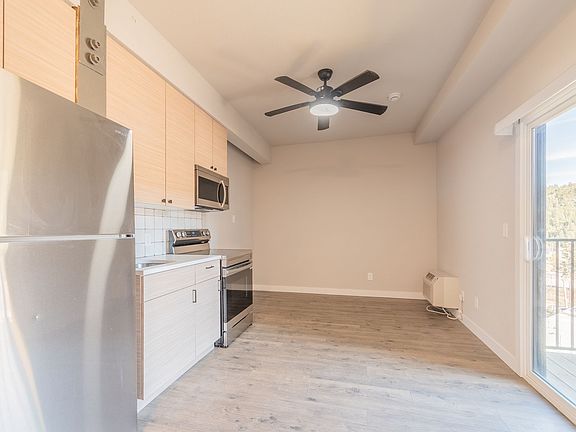2nd image of 27902 Meadow Dr #309