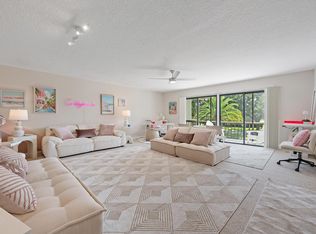 18480 SE WOOD HAVEN LANE #J, Jupiter, FL 33469