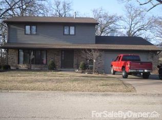 9 Oak Grove Rd, Geneseo, IL 61254